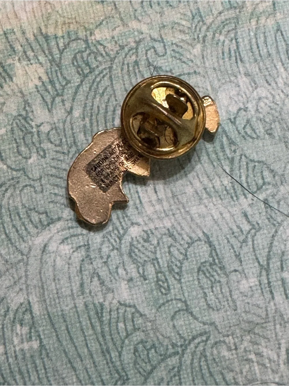 PRECIOUS MOMENTS LAPEL PIN